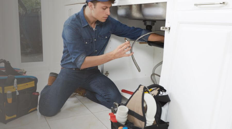 Expert burst pipe repair services in Rockham, SD